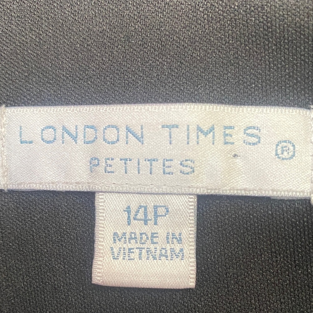 London Times Red and Black Floral Mini Dress - Picture 2 of 5